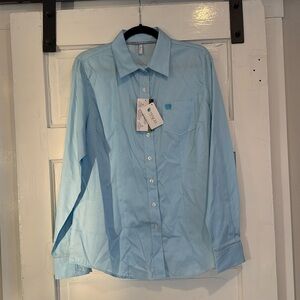 Women’s long sleeve blue pin stripe Cinch Button down western shirt